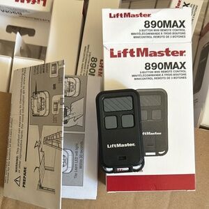 Lift master 890 max garage door opener